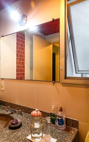 Apartamento à venda com 300m², 4 quartos e 2 vagas Apartamento à venda com 300m², 4 quartos e 2 vagasBanheiro Quartos