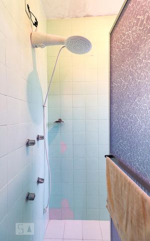 Apartamento à venda com 300m², 4 quartos e 2 vagas Apartamento à venda com 300m², 4 quartos e 2 vagasBanheiro cobertura
