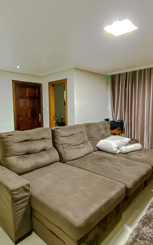 Casa à venda com 133m², 3 quartos e 2 vagasSala