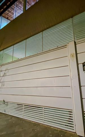 Casa à venda com 133m², 3 quartos e 2 vagasFachada