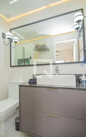 Apartamento à venda com 47m², 1 quarto e 1 vagaBanheiro