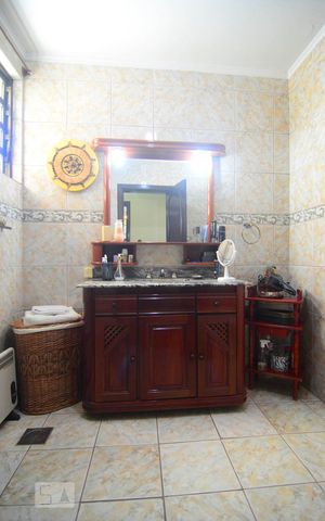 Apartamento à venda com 130m², 3 quartos e 1 vagaBanheiro