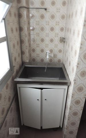 Apartamento para alugar com 43m², 1 quarto e sem vagaArea de Serviço