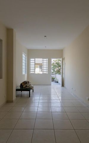 Casa para alugar com 220m², 3 quartos e 1 vaga Casa para alugar com 220m², 3 quartos e 1 vagaSala