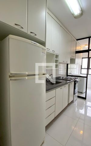 Apartamento para alugar com 86m², 2 quartos e 2 vagasCozinha