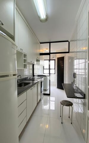 Apartamento para alugar com 86m², 2 quartos e 2 vagasCozinha