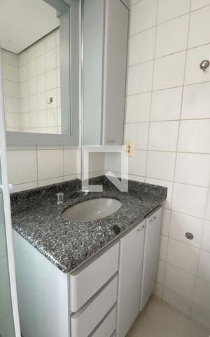 Apartamento para alugar com 86m², 2 quartos e 2 vagasBanheiro Corredor