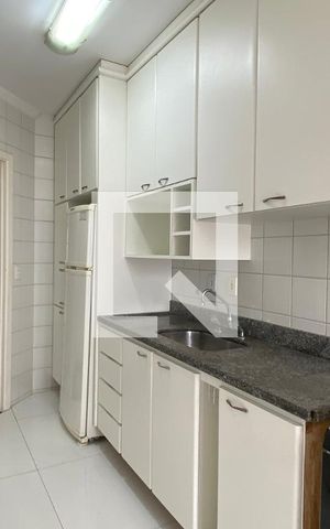 Apartamento para alugar com 86m², 2 quartos e 2 vagasCozinha