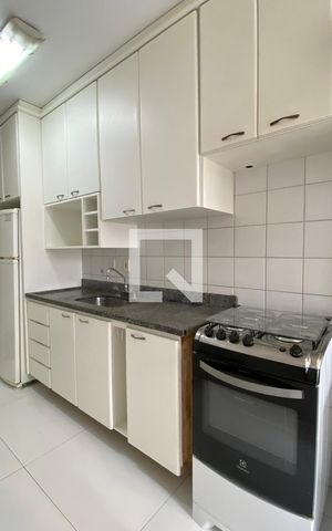 Apartamento para alugar com 86m², 2 quartos e 2 vagasCozinha