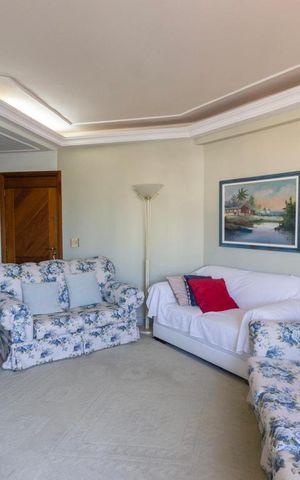 Apartamento à venda com 120m², 3 quartos e 2 vagas Apartamento à venda com 120m², 3 quartos e 2 vagasSala de Estar