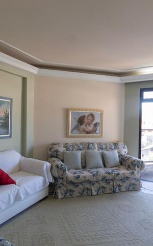 Apartamento à venda com 120m², 3 quartos e 2 vagas Apartamento à venda com 120m², 3 quartos e 2 vagasSala de Estar