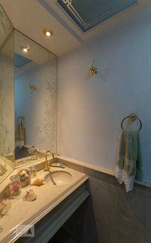 Apartamento à venda com 120m², 3 quartos e 2 vagas Apartamento à venda com 120m², 3 quartos e 2 vagasLavabo