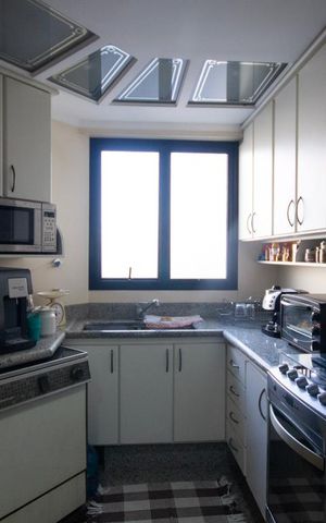 Apartamento à venda com 120m², 3 quartos e 2 vagas Apartamento à venda com 120m², 3 quartos e 2 vagasCozinha