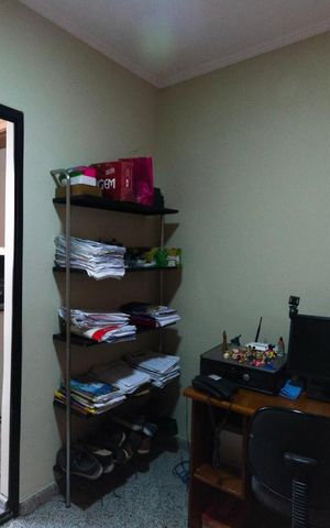 Apartamento à venda com 120m², 3 quartos e 2 vagas Apartamento à venda com 120m², 3 quartos e 2 vagasQuarto de Serviço