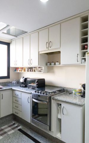 Apartamento à venda com 120m², 3 quartos e 2 vagas Apartamento à venda com 120m², 3 quartos e 2 vagasCozinha
