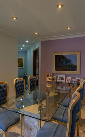 Apartamento à venda com 120m², 3 quartos e 2 vagas Apartamento à venda com 120m², 3 quartos e 2 vagasSala de Jantar