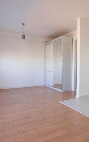 Studio à venda com 35m², 1 quarto e 1 vaga Studio à venda com 35m², 1 quarto e 1 vagaSala/Quarto