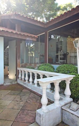 Casa para alugar com 1600m², 6 quartos e 8 vagasJacuzzi e Sauna e espaço multi uso