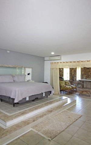 Casa para alugar com 1600m², 6 quartos e 8 vagasSuíte Master