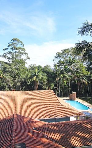 Casa para alugar com 1600m², 6 quartos e 8 vagasVista