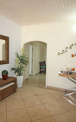 Casa para alugar com 1600m², 6 quartos e 8 vagasSala