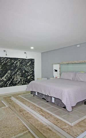 Casa para alugar com 1600m², 6 quartos e 8 vagasSuíte Master