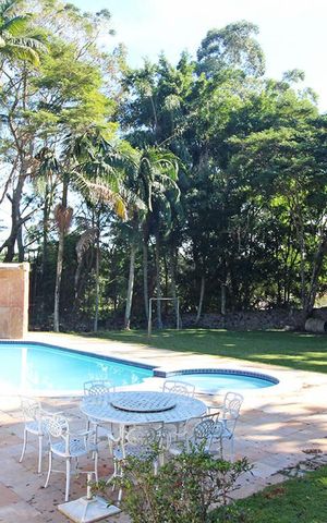 Casa para alugar com 1600m², 6 quartos e 8 vagasPiscina