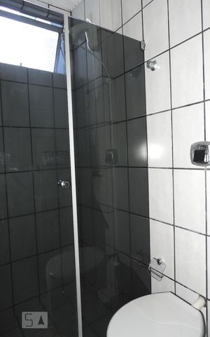 Apartamento para alugar com 49m², 2 quartos e 1 vagaBanheiro - Box