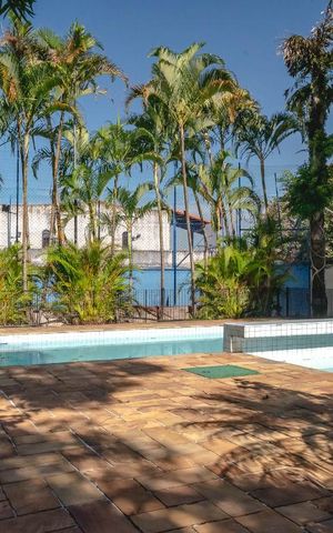 Apartamento à venda com 75m², 3 quartos e 1 vaga Apartamento à venda com 75m², 3 quartos e 1 vagaÁrea comum - Piscina