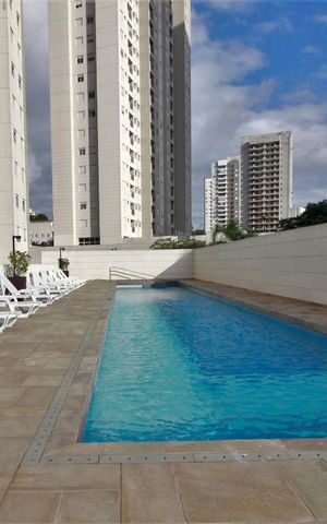 Apartamento à venda com 66m², 3 quartos e 1 vagaÁrea comum - Piscina
