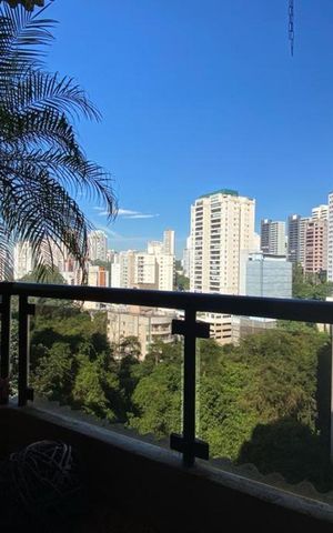 Apartamento à venda com 212m², 3 quartos e 3 vagas Apartamento à venda com 212m², 3 quartos e 3 vagasSuíte 1