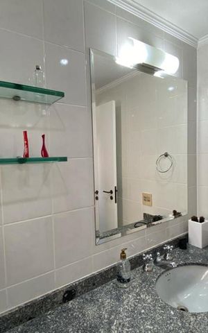 Apartamento à venda com 212m², 3 quartos e 3 vagas Apartamento à venda com 212m², 3 quartos e 3 vagasBanheiro da Suíte 3