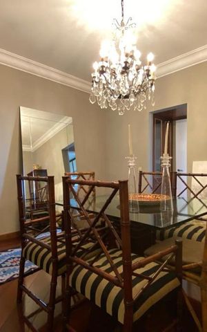Apartamento à venda com 212m², 3 quartos e 3 vagas Apartamento à venda com 212m², 3 quartos e 3 vagasSala de Jantar