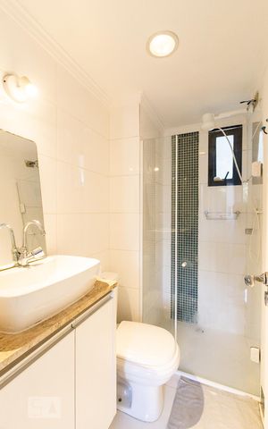 Apartamento à venda com 51m², 2 quartos e 1 vaga Apartamento à venda com 51m², 2 quartos e 1 vagaBanheiro