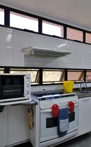 Apartamento para alugar com 197m², 4 quartos e 3 vagasCozinha