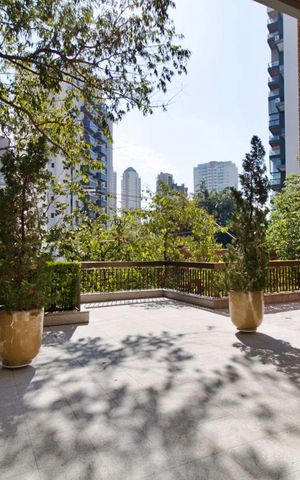 Apartamento para alugar com 197m², 4 quartos e 3 vagasÁrea comum