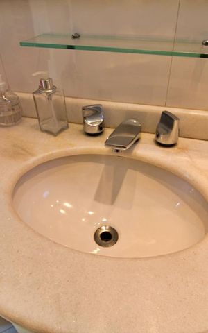 Apartamento para alugar com 197m², 4 quartos e 3 vagasBanheiro da Suíte 4
