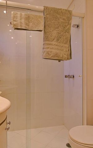 Apartamento para alugar com 197m², 4 quartos e 3 vagasBanheiro da Suíte 3