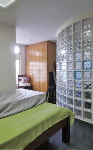 Casa à venda com 205m², 4 quartos e 3 vagasSuíte 4