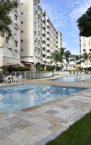 Apartamento à venda com 74m², 3 quartos e 1 vagaÁrea comum - Piscina