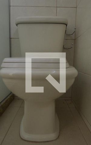Apartamento para alugar com 71m², 2 quartos e 1 vagaBanheiro
