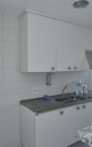 Apartamento à venda com 54m², 2 quartos e 1 vagaCozinha