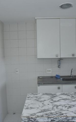 Apartamento à venda com 54m², 2 quartos e 1 vagaCozinha