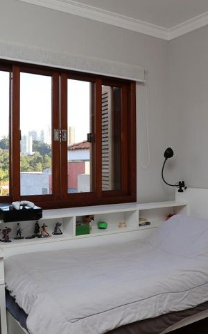 Casa à venda com 385m², 4 quartos e 6 vagasSuíte 3 