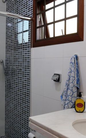 Casa à venda com 385m², 4 quartos e 6 vagasBanheiro da Suíte 3