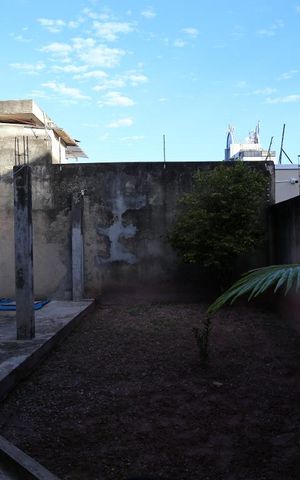 Casa à venda com 385m², 4 quartos e 6 vagasÁrea Externa