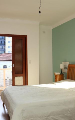 Casa à venda com 385m², 4 quartos e 6 vagasSuíte 1