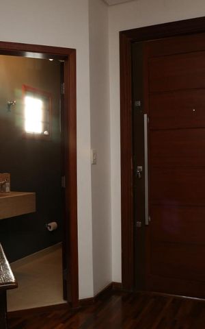 Casa à venda com 385m², 4 quartos e 6 vagasHall de Entrada