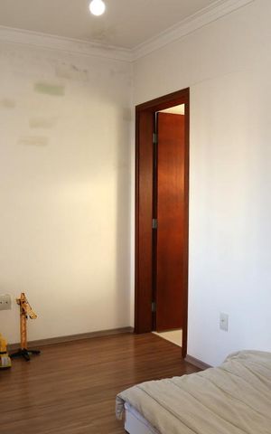 Casa à venda com 385m², 4 quartos e 6 vagasSuíte 2 