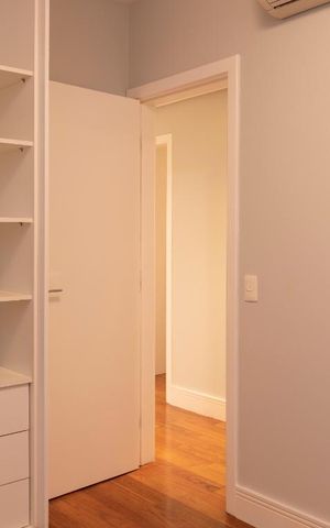 Apartamento à venda com 103m², 3 quartos e 2 vagas Apartamento à venda com 103m², 3 quartos e 2 vagasQuarto 2